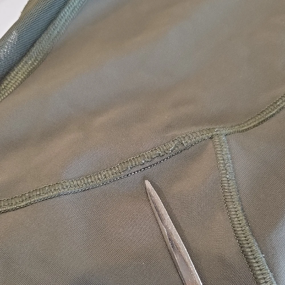 Lululemon Olive Green Crop Leggings